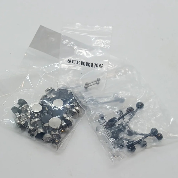 NWT ASSORTED BODY JEWELRY - Picture 1 of 3